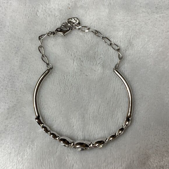 Swarovski Heartstone Bracelet 827545 Silver Hearts *Missing 1 Heart Crystal* - Picture 5 of 13